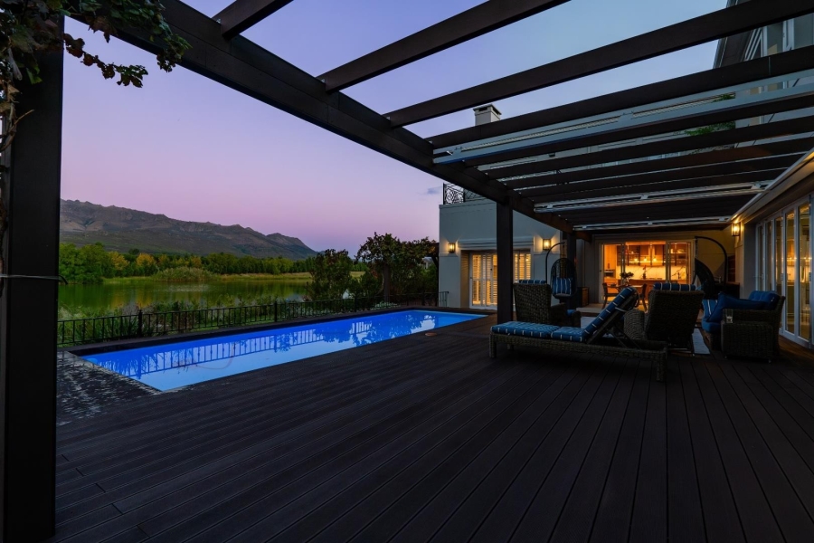 5 Bedroom Property for Sale in Val De Vie Estate Western Cape